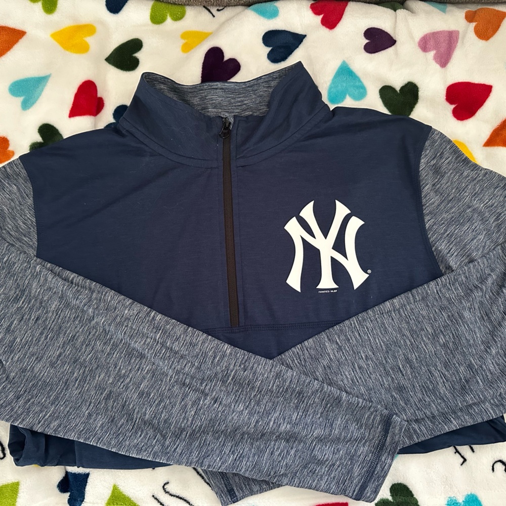 Men’s Navy 3/4 zip pullover